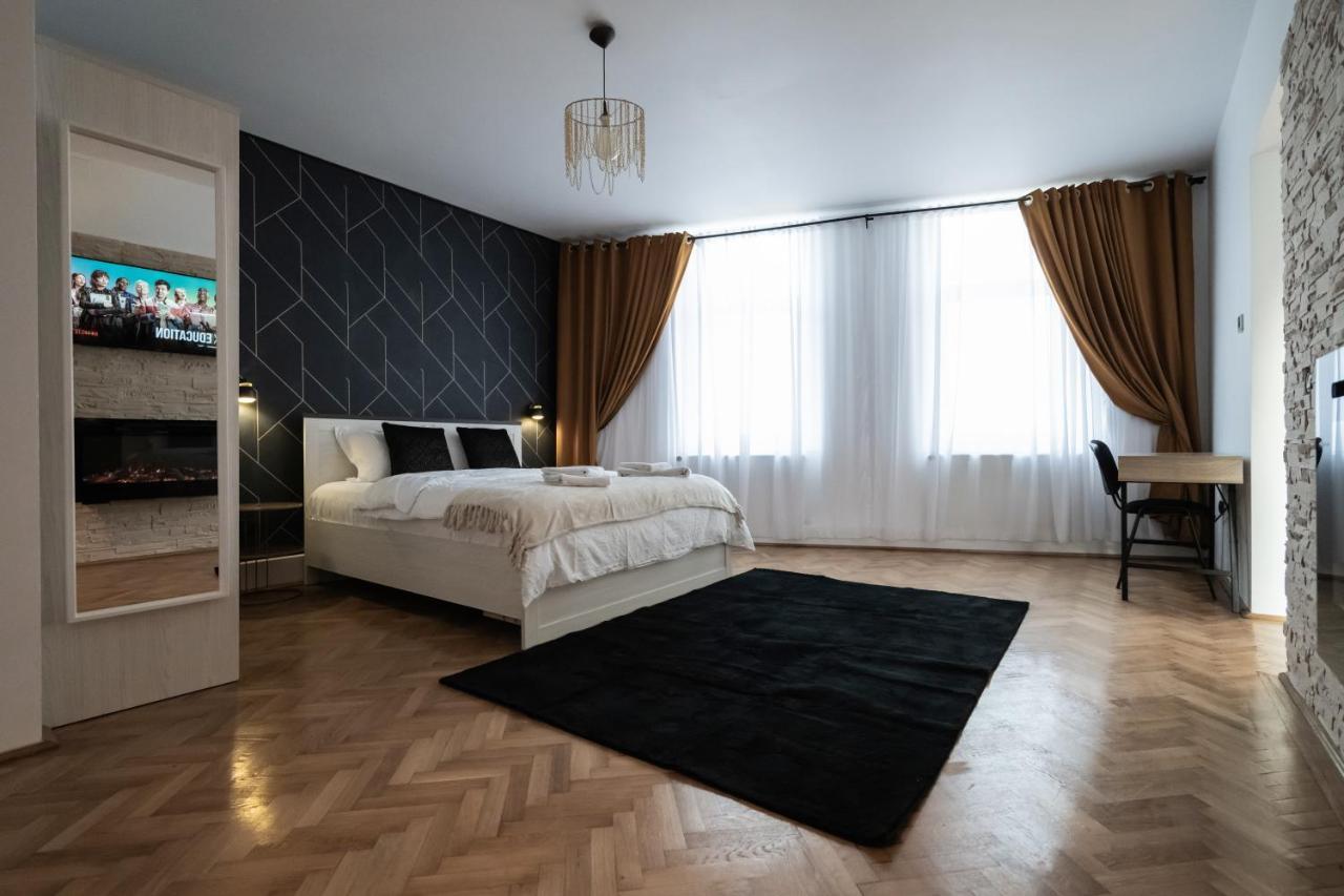 Отель Casa Basarab Брашов Экстерьер фото