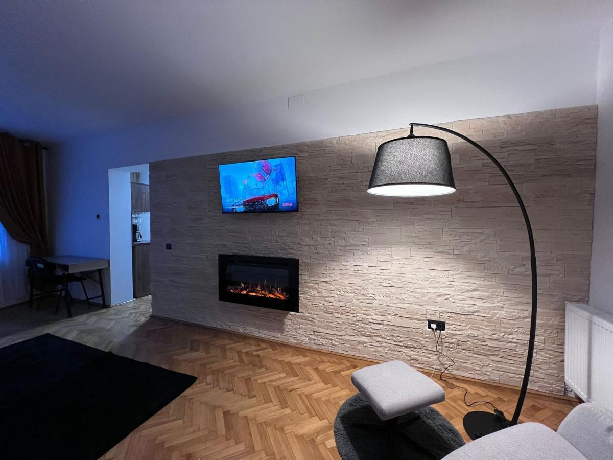 Отель Casa Basarab Брашов Экстерьер фото